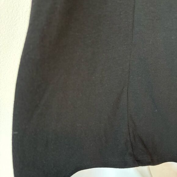 Design Lab Lord & Taylor Black Keyhole Halter Top | Size S | NWT - Picture 11 of 11